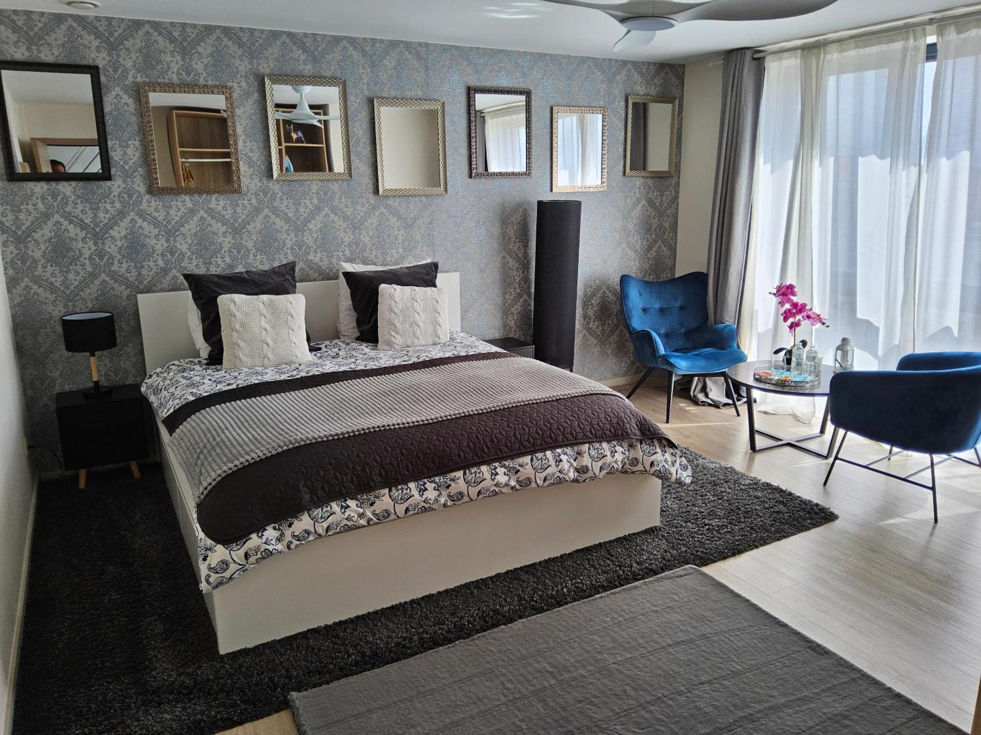 Chambre Deluxe Au 2Eme Etage, Chambre Double Au 4Eme Etage Not A Hotel 브뤼셀 외부 사진